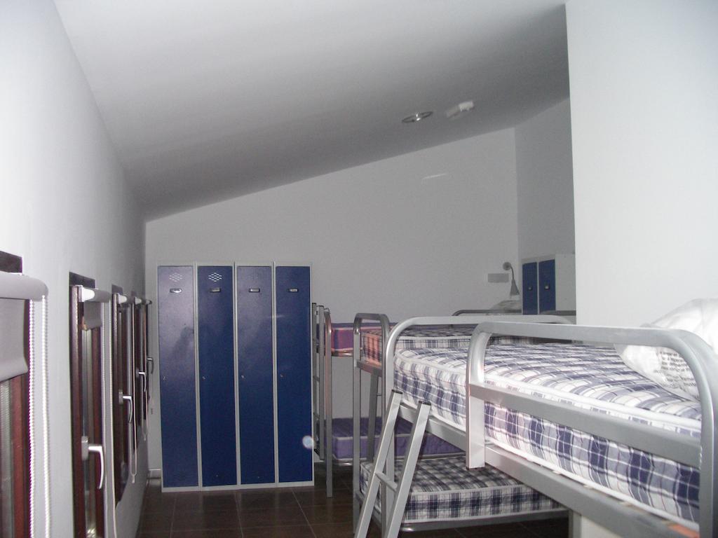 Hostel El Castillo Aninon Pokoj fotografie